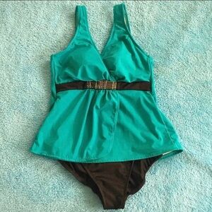 Women's Trimshaper Swimsuit Size 6